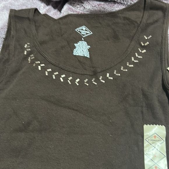 St John’s Bay Tank Top - Picture 2 of 11